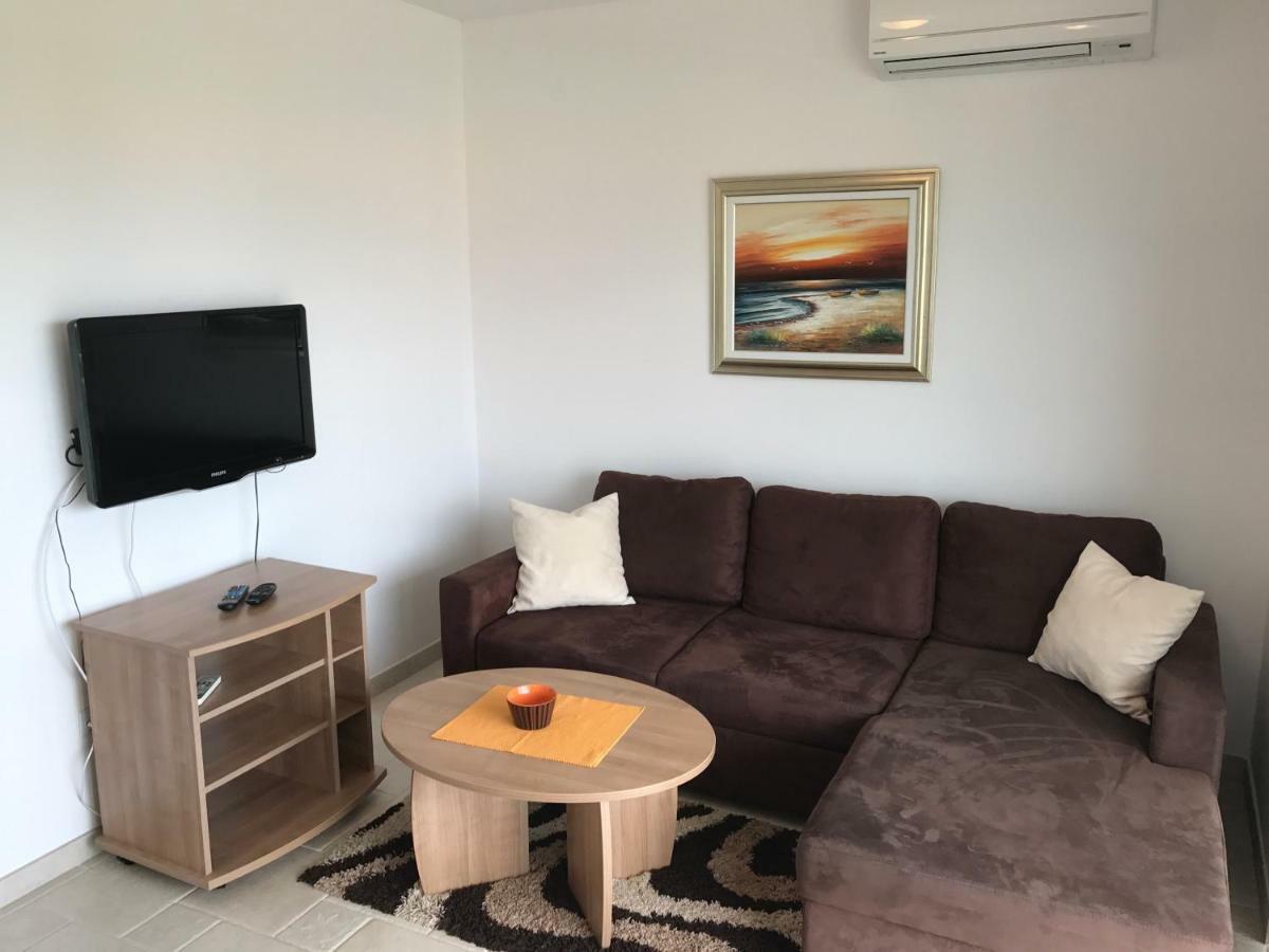 Apartmani Marija Klimno B Exteriör bild