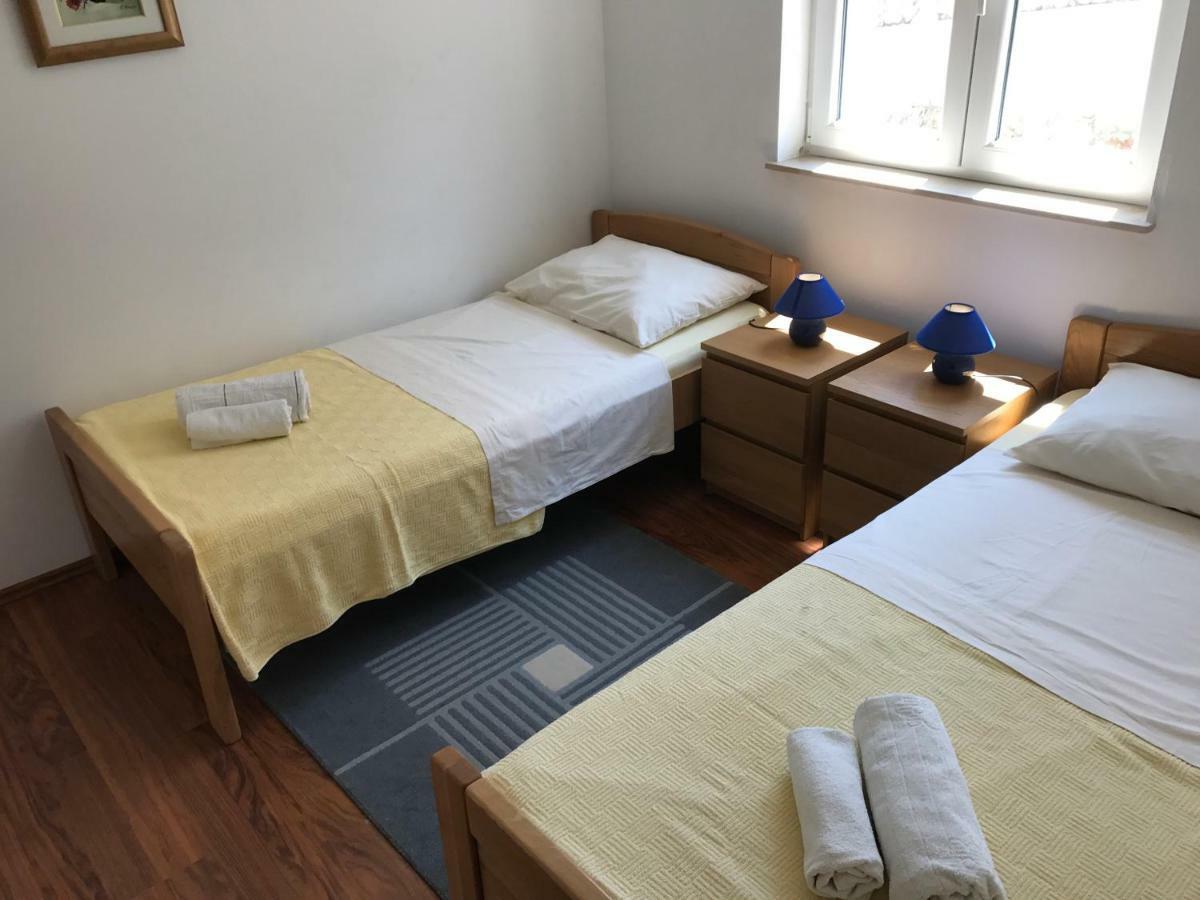 Apartmani Marija Klimno B Exteriör bild