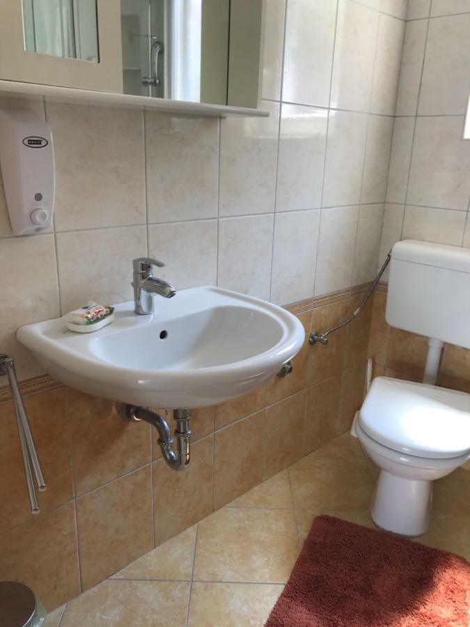 Apartmani Marija Klimno B Exteriör bild